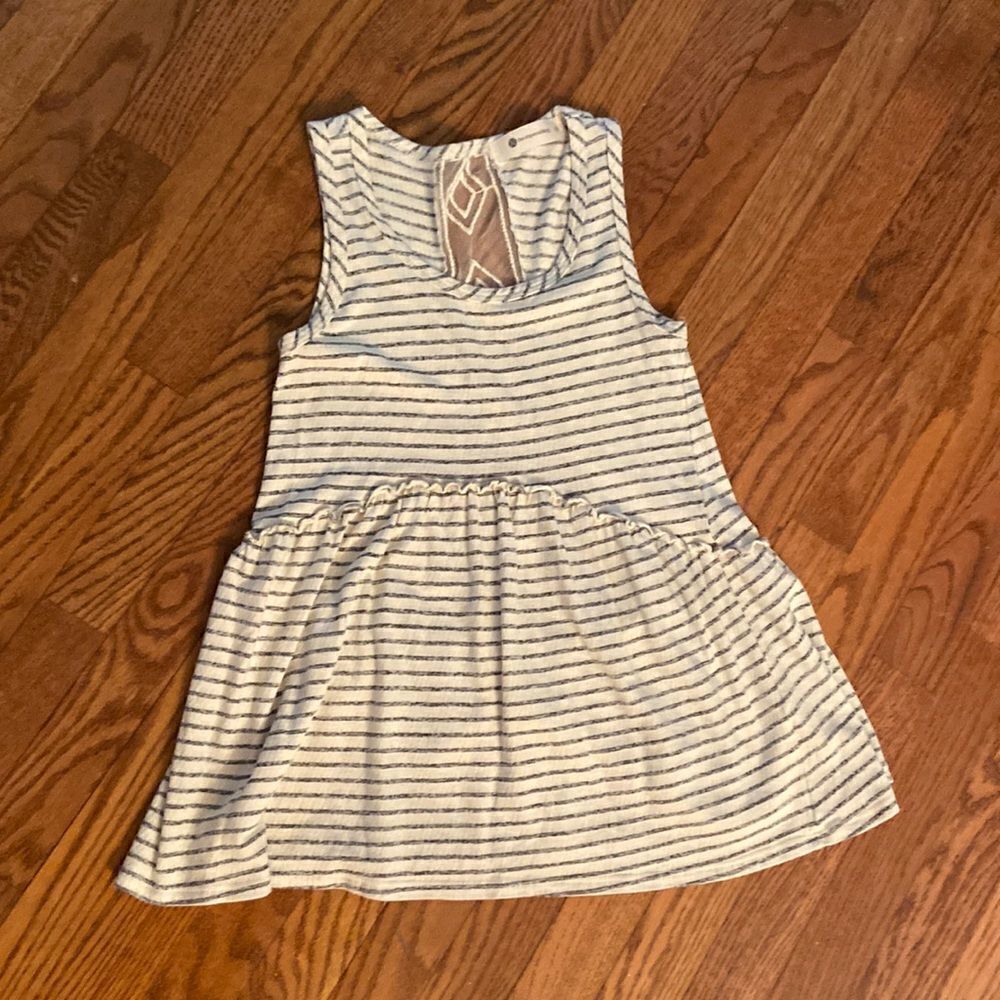 The Impeccable Pig - really cute sleeveless top size S